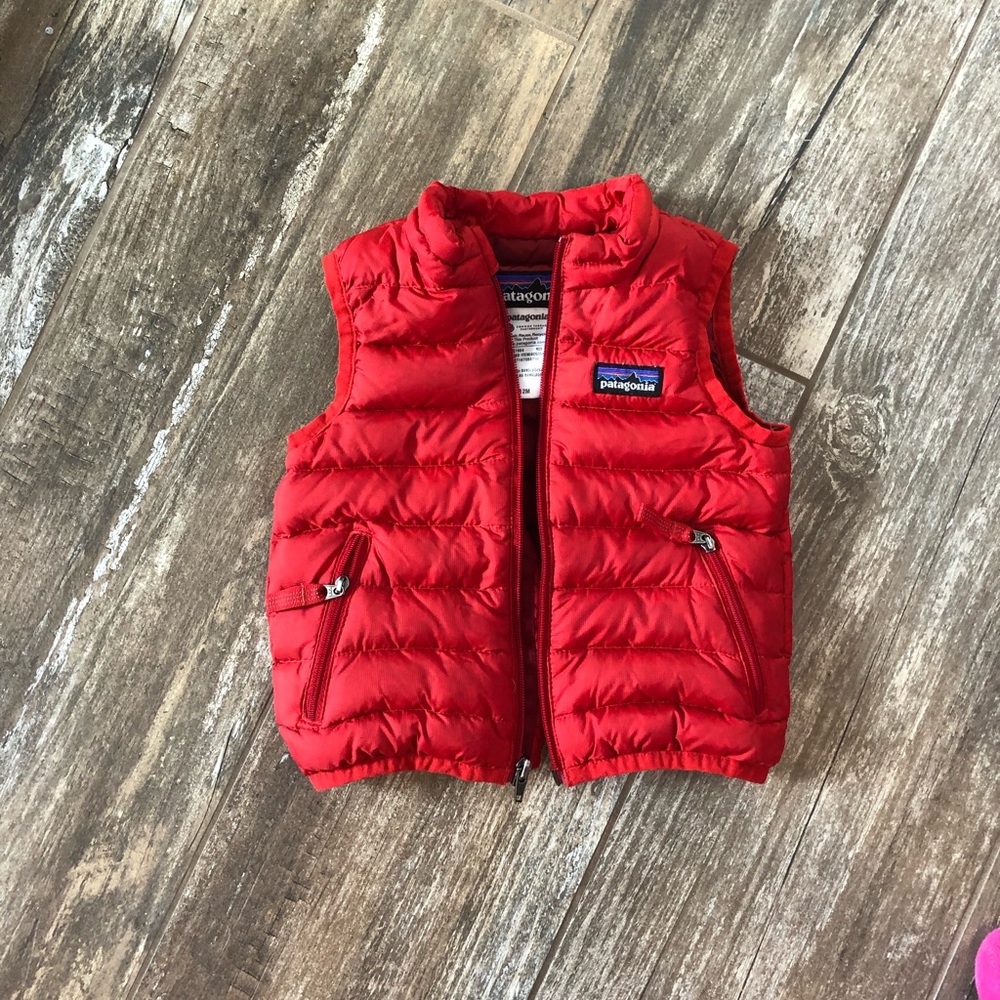 Patagonia 12M puffer vest